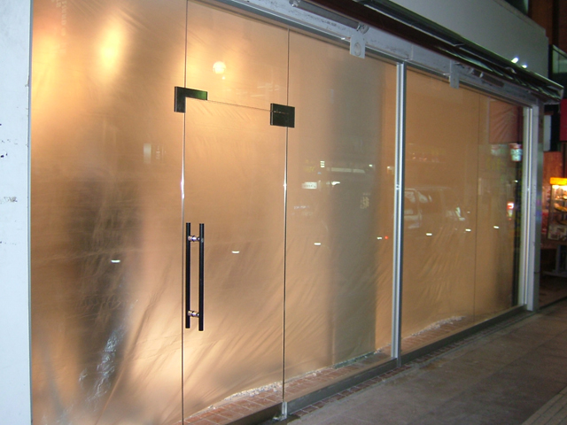 フロアヒンジドア施工実績